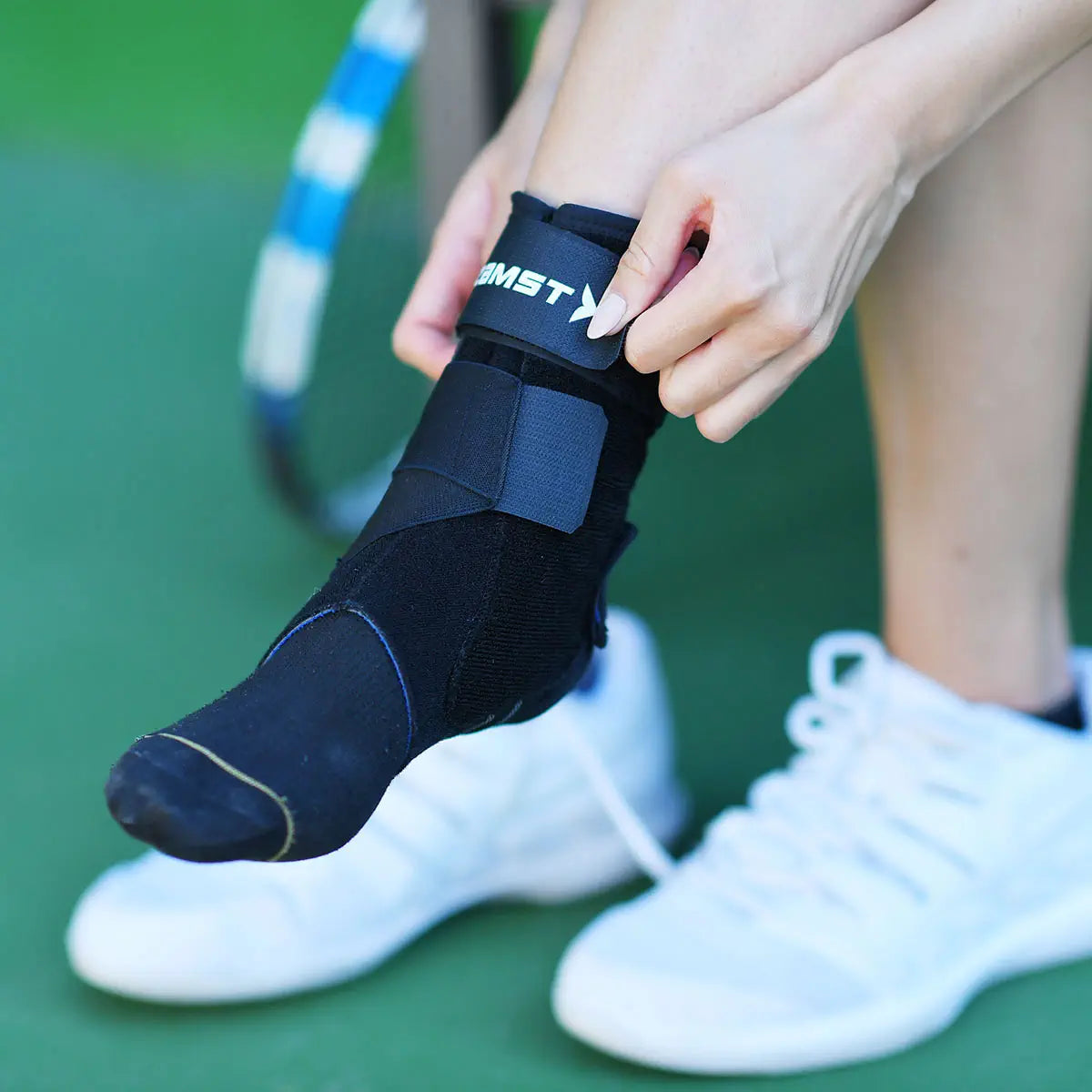 Wygodny stabilizator stawu skokowego – Zamst A1